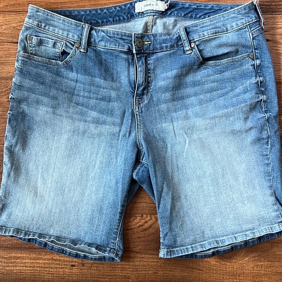 Torrid Bermuda Jean shorts sz 20 - Picture 6 of 6